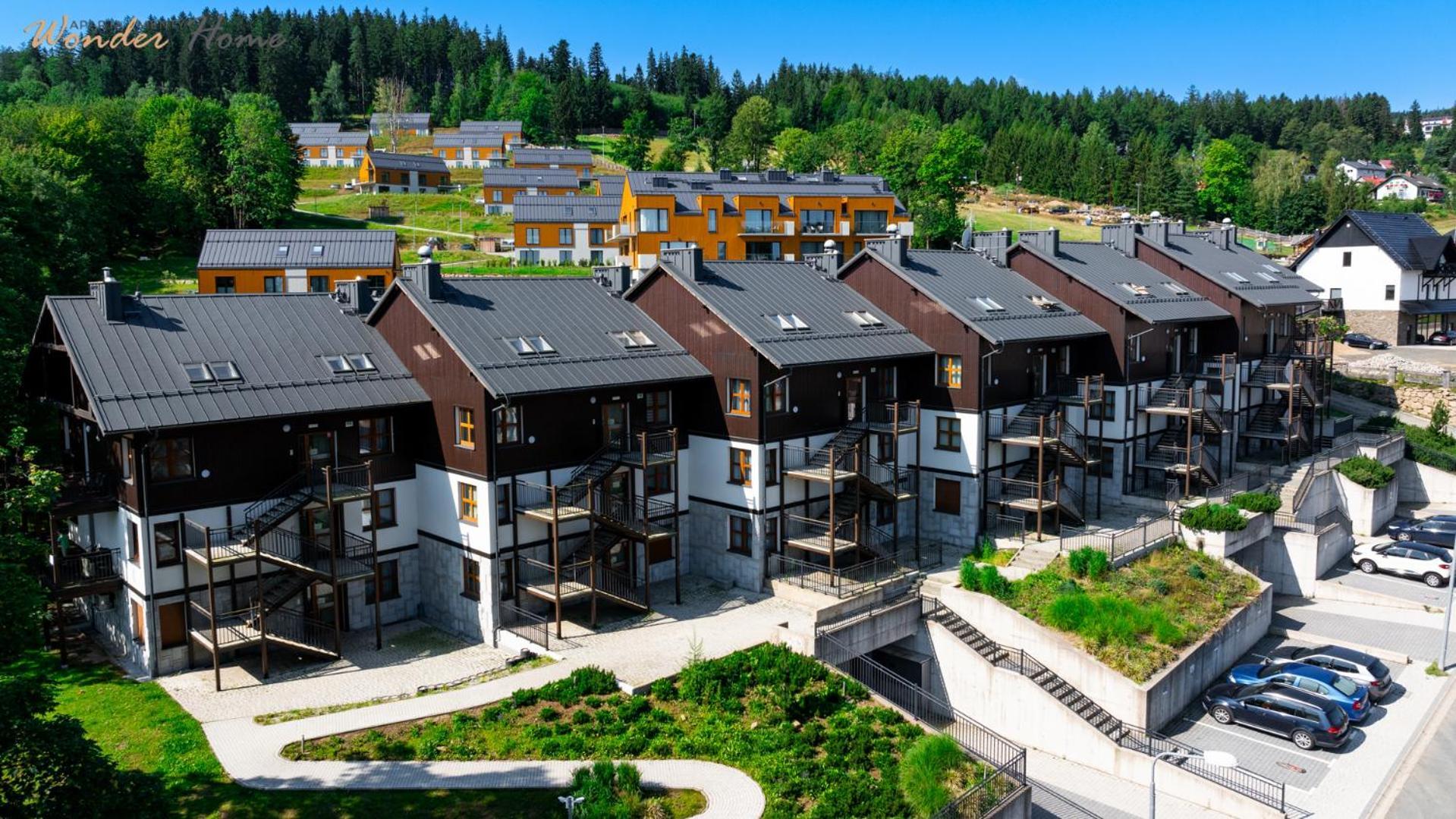 Wonder Home - Apartamenty Residence Karpacz Blisko Stoku Narciarskiego, Z Balkonami I Parkingiem Экстерьер фото